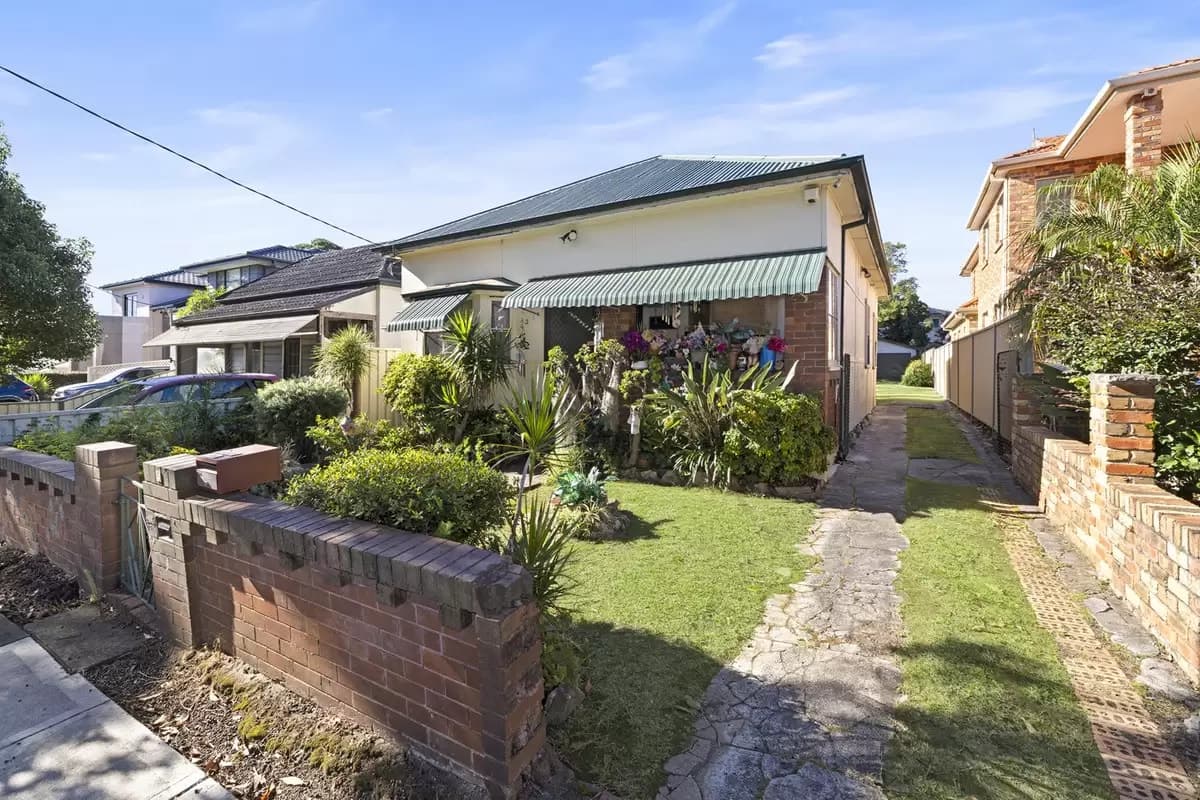 5 Baltimore Street, Belfield - Thumbnail 2