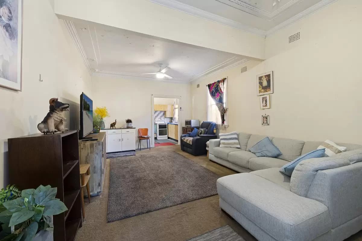 5 Baltimore Street, Belfield - Thumbnail 4