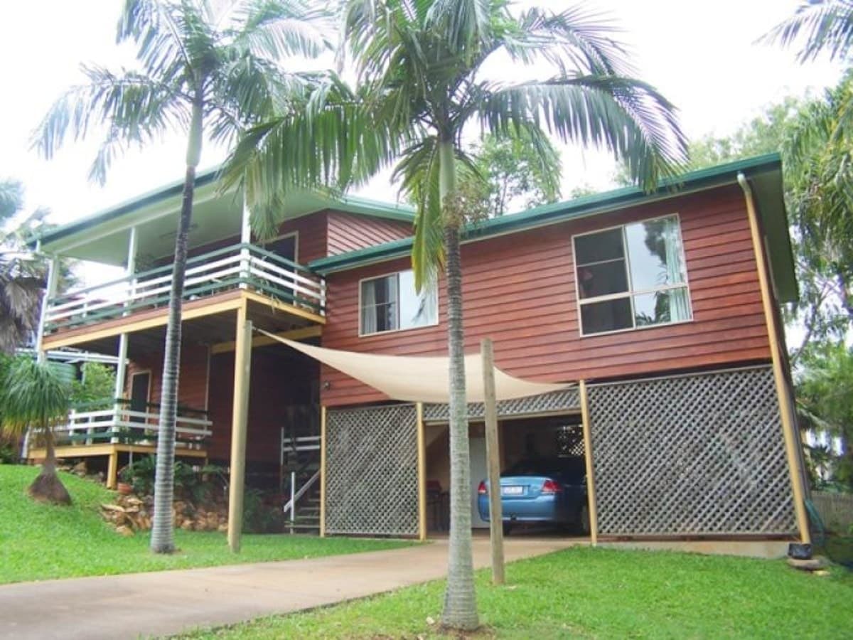 4 Shaw Avenue, Yeppoon QLD, Yeppoon - Image 1