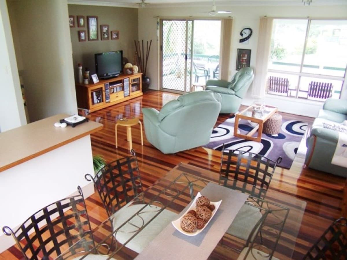 4 Shaw Avenue, Yeppoon QLD, Yeppoon - Thumbnail 6