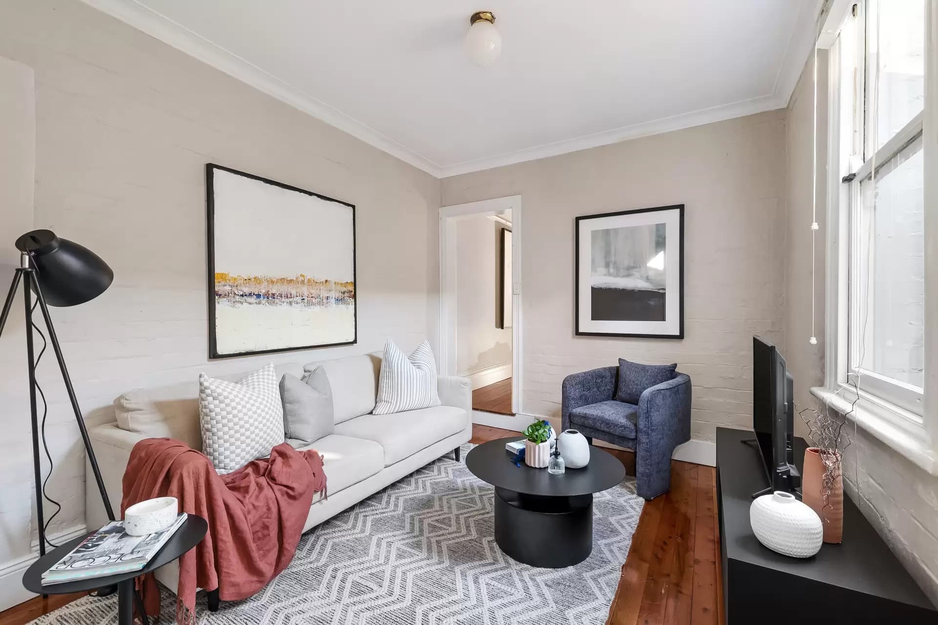 53 Laura Street, Newtown - Thumbnail 3