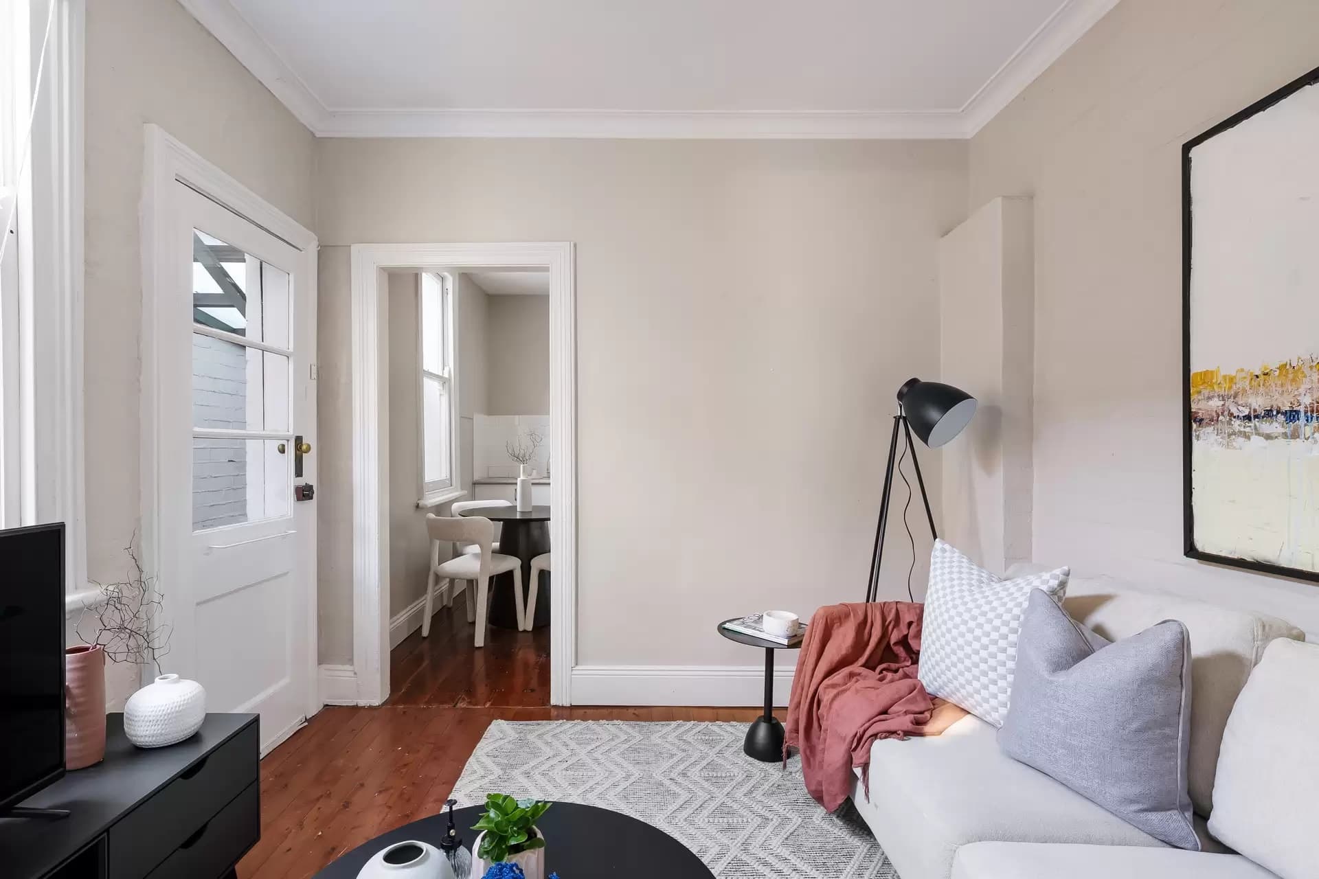 53 Laura Street, Newtown - Thumbnail 5