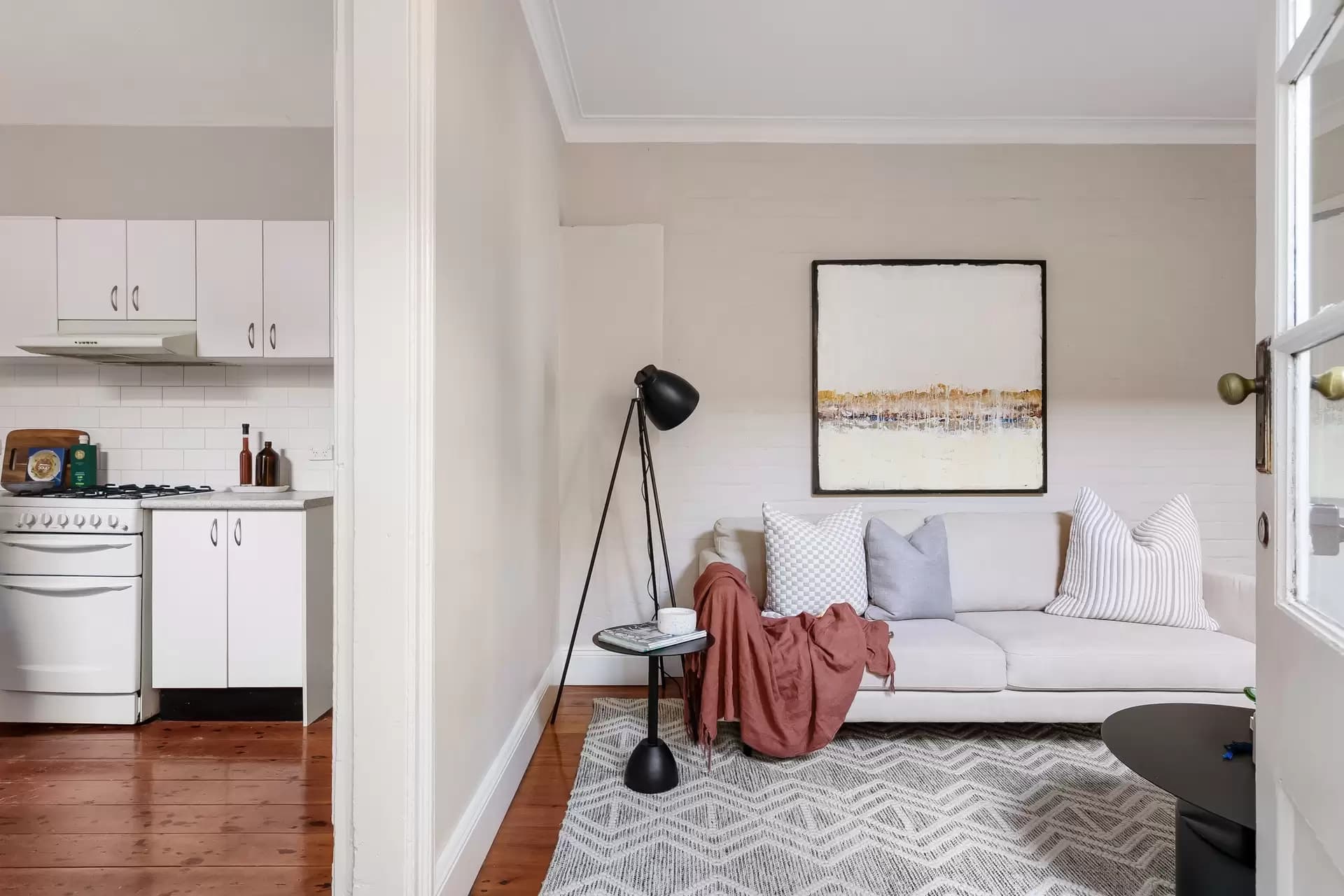 53 Laura Street, Newtown - Thumbnail 6