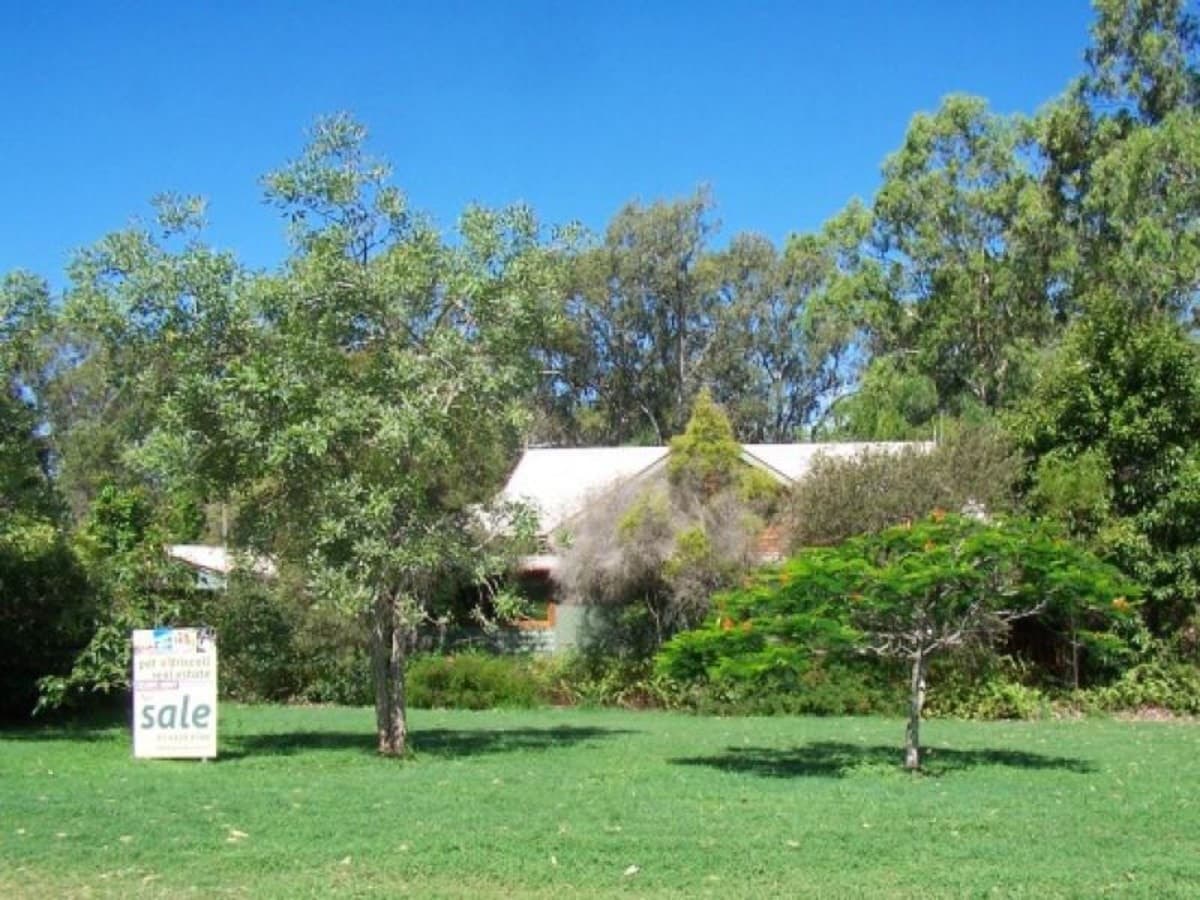 13 Springdale Avenue, Inverness QLD, Inverness - Thumbnail 2