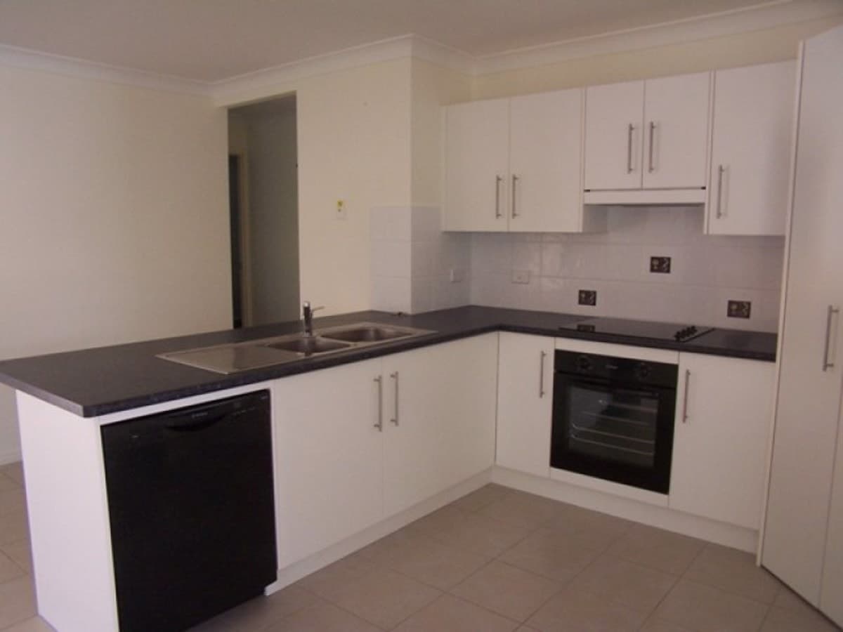 24 Caribbean Crescent, YEPPOON QLD, Yeppoon - Thumbnail 5