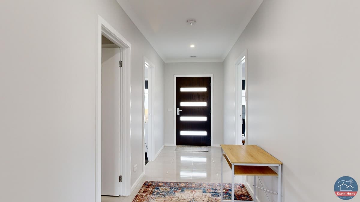 65 Malmsbury Crescent, KIALLA VIC, Kialla - Thumbnail 3