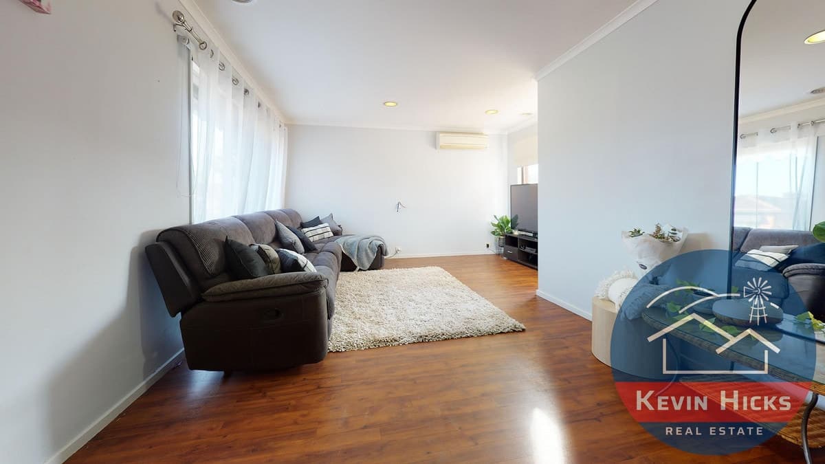 23 Illawarra Crescent, KIALLA VIC, Kialla - Thumbnail 3