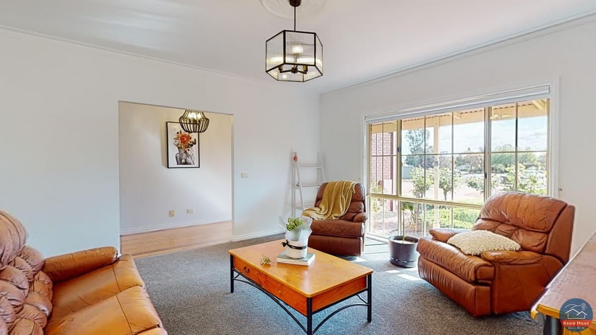 12 Menzies Crescent, SHEPPARTON VIC, Shepparton - Thumbnail 3