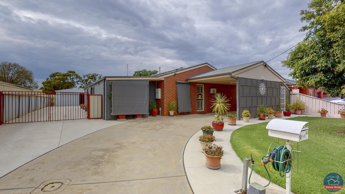 9 Railway Place, NUMURKAH VIC, Numurkah - Image 1