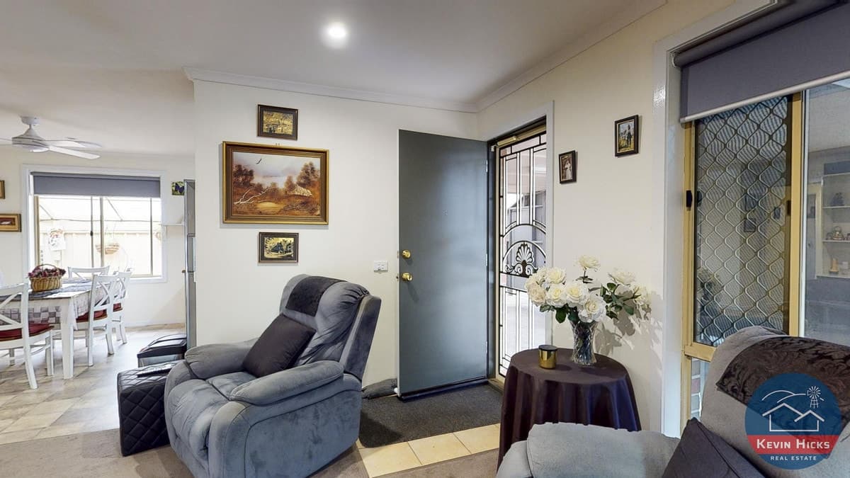 9 Railway Place, NUMURKAH VIC, Numurkah - Thumbnail 2
