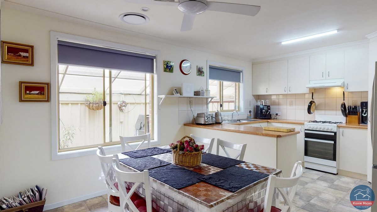 9 Railway Place, NUMURKAH VIC, Numurkah - Thumbnail 5