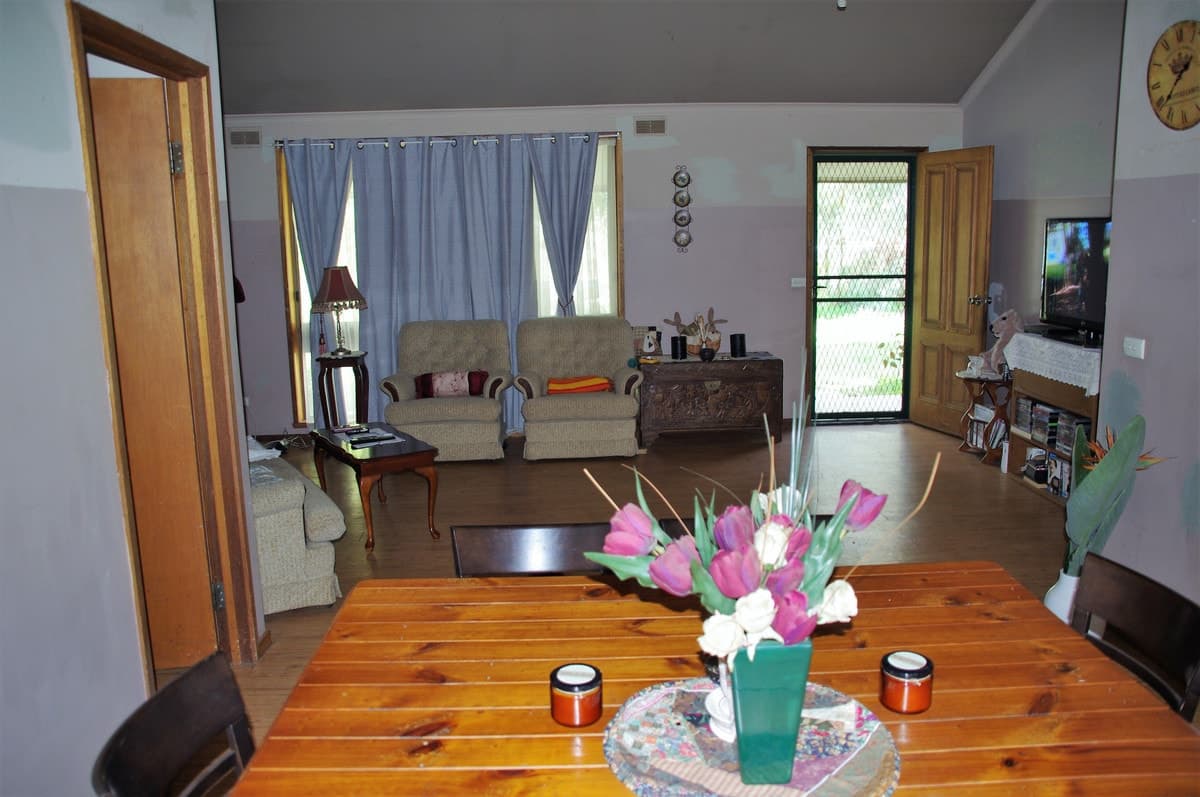 13 Muntz Avenue, NATHALIA VIC, Nathalia - Thumbnail 4