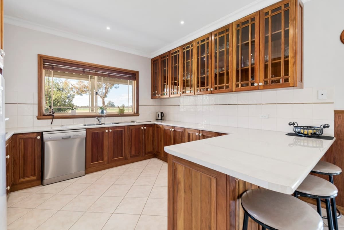 256 Katamatite-Nathalia Road, NATHALIA VIC, Nathalia - Thumbnail 3