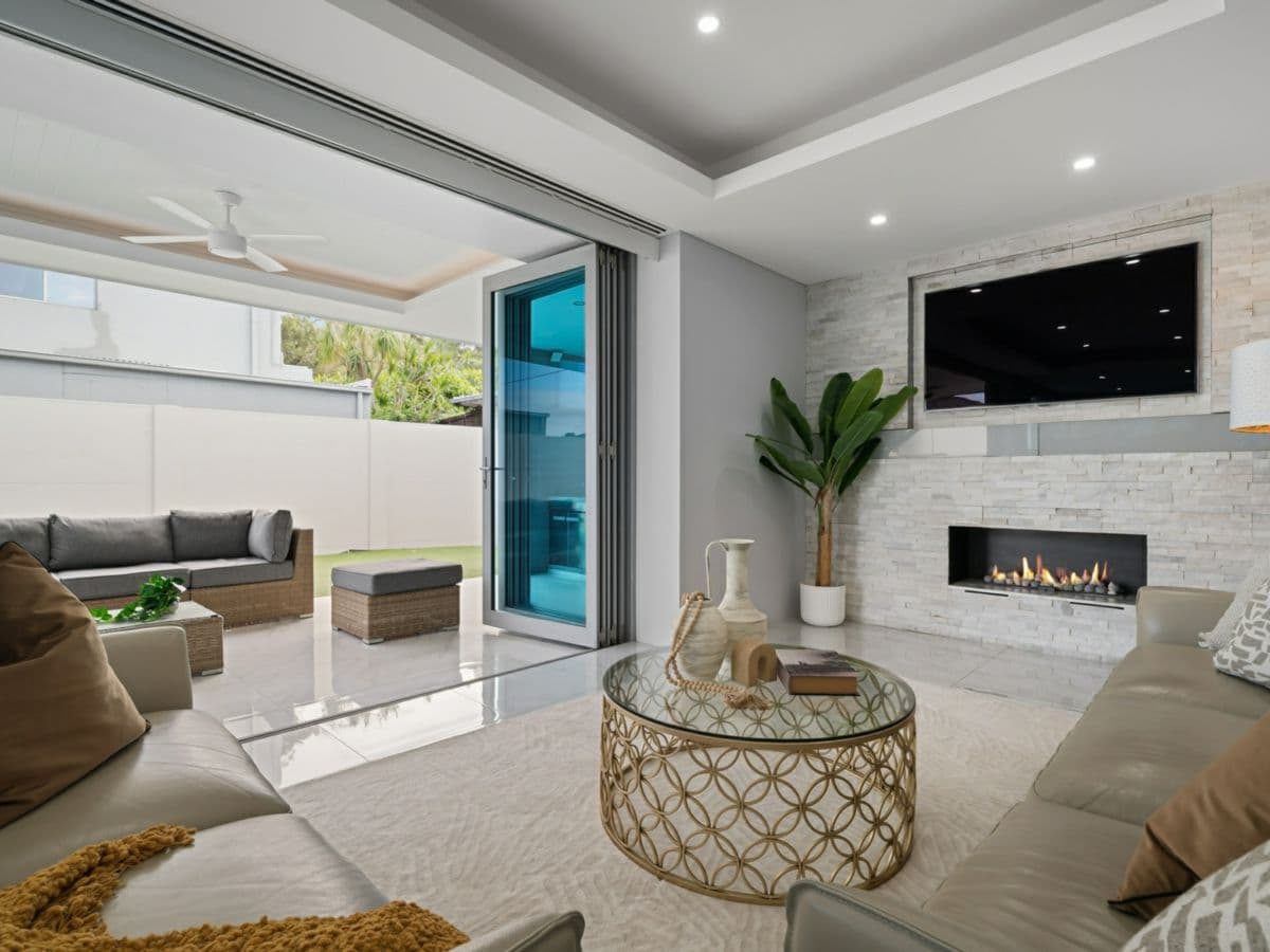 2 McRae Road, SANS SOUCI, Sans Souci - Thumbnail 2