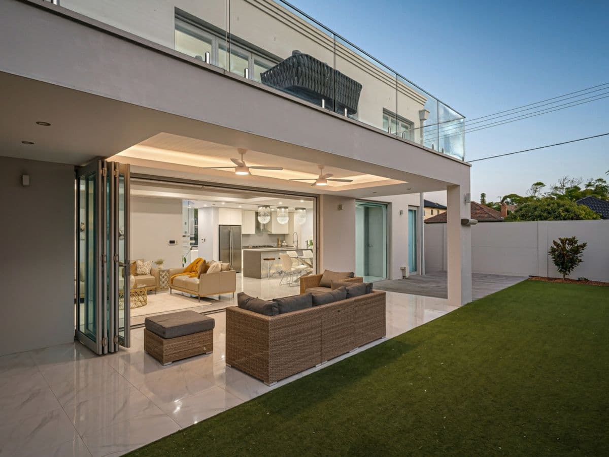 2 McRae Road, SANS SOUCI, Sans Souci - Thumbnail 8