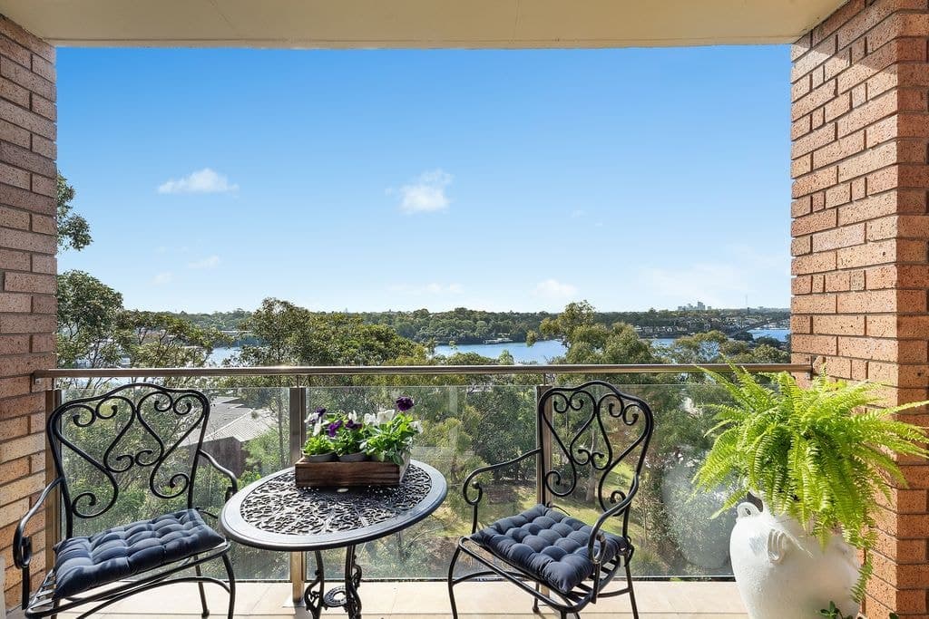 18/2 Bortfield Drive, Chiswick - Thumbnail 3