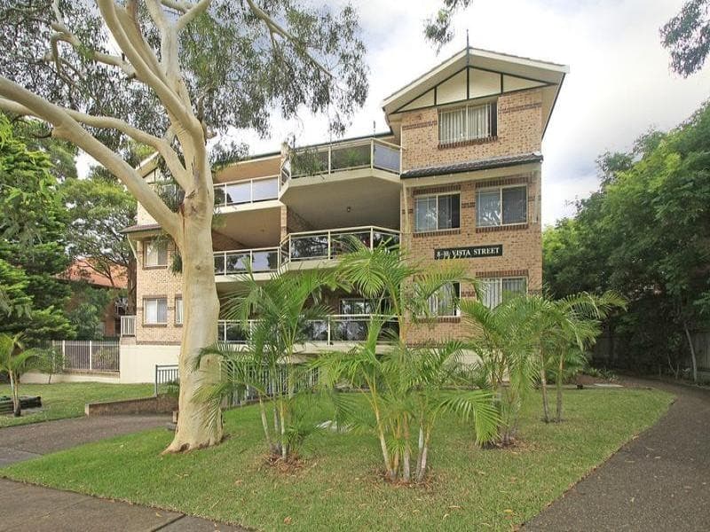 22/8, Caringbah - Image 1