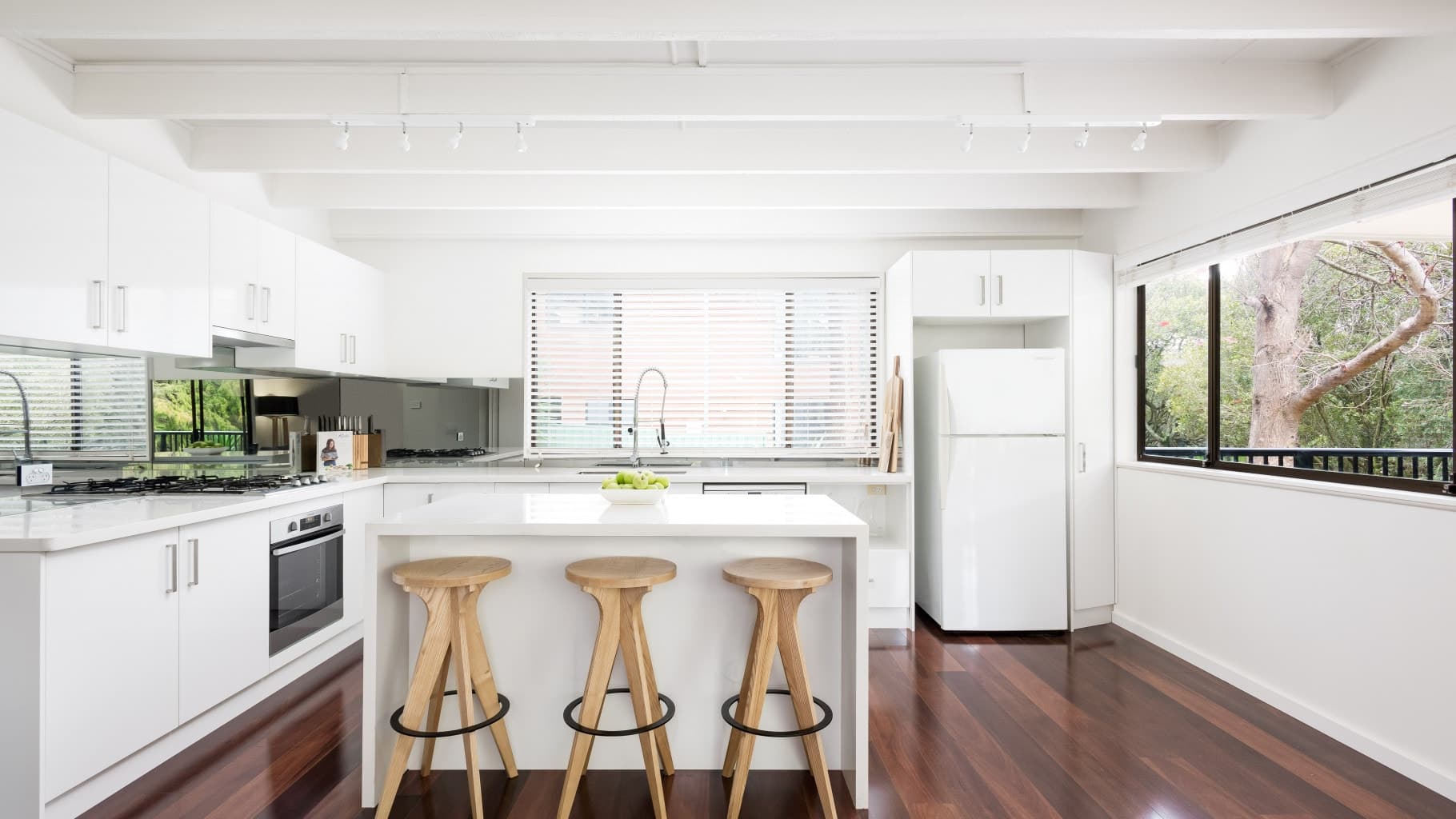 58 Carvers  Road, Oyster Bay - Thumbnail 5