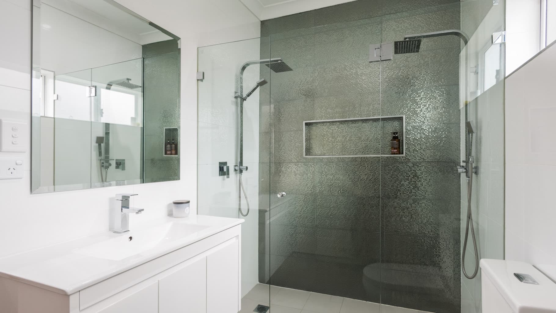 58 Carvers  Road, Oyster Bay - Thumbnail 6