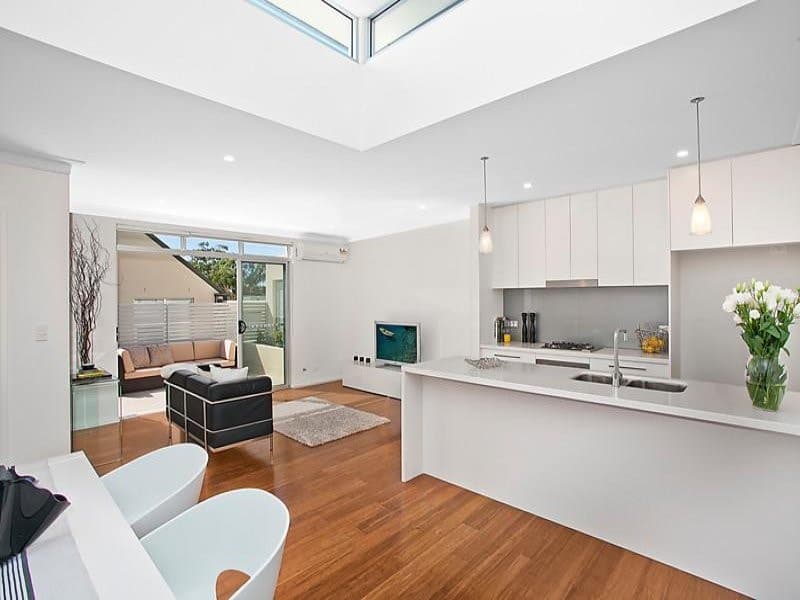 3/68 Wolger Street, Como - Image 1