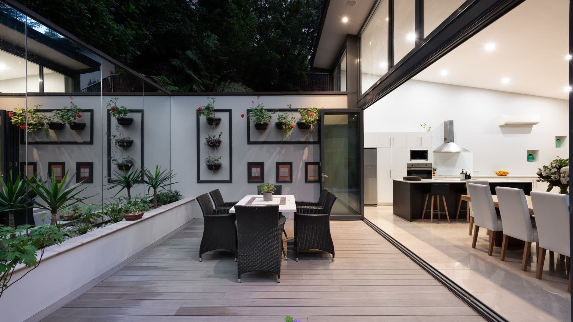 19 Tenth Avenue, Oyster Bay - Thumbnail 6