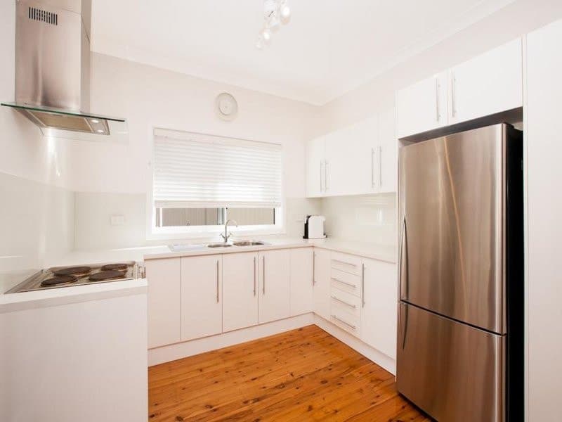 31 Carvers Road, Oyster Bay - Thumbnail 2