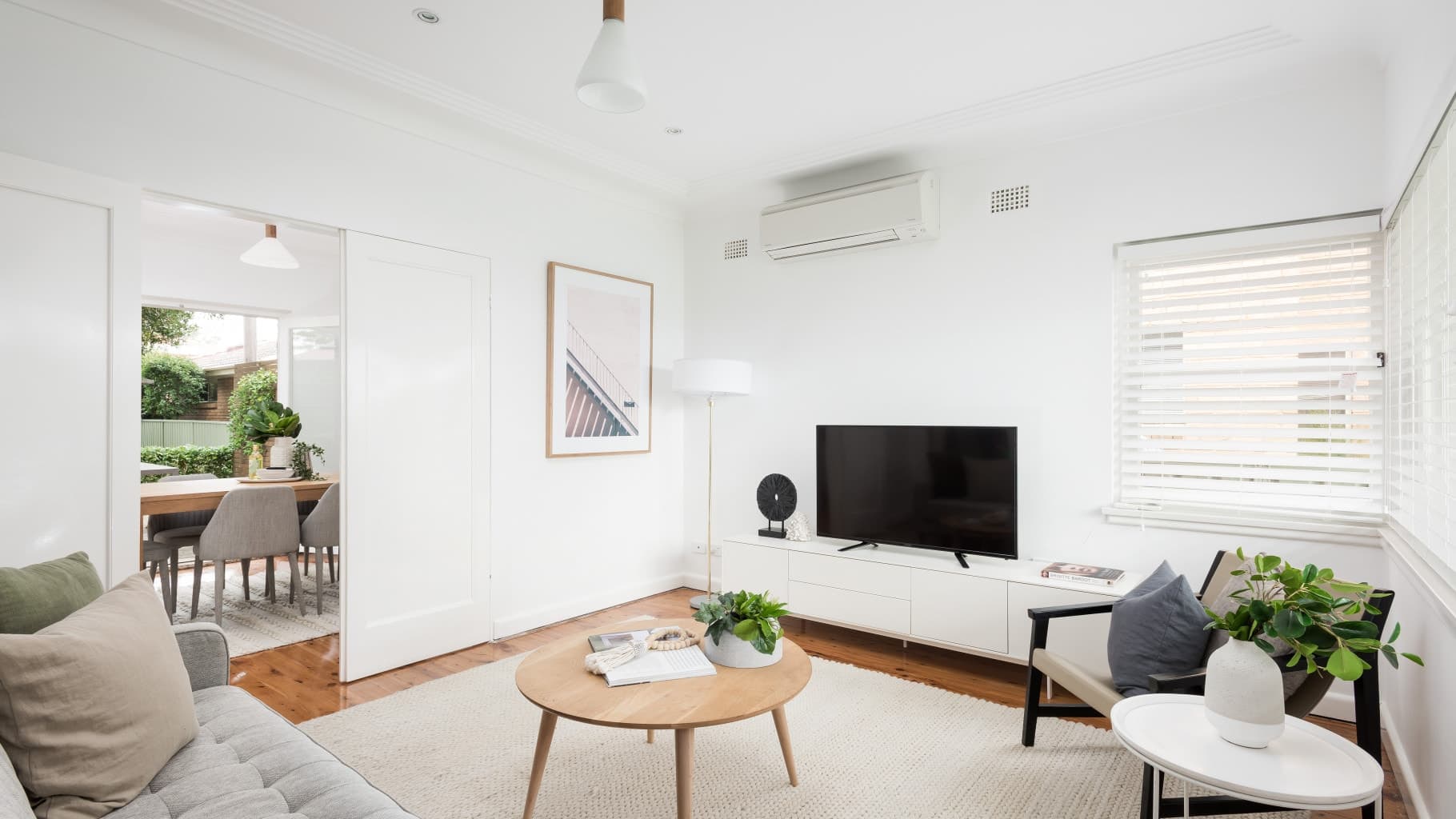 388 Willarong  Road, Caringbah South - Thumbnail 2