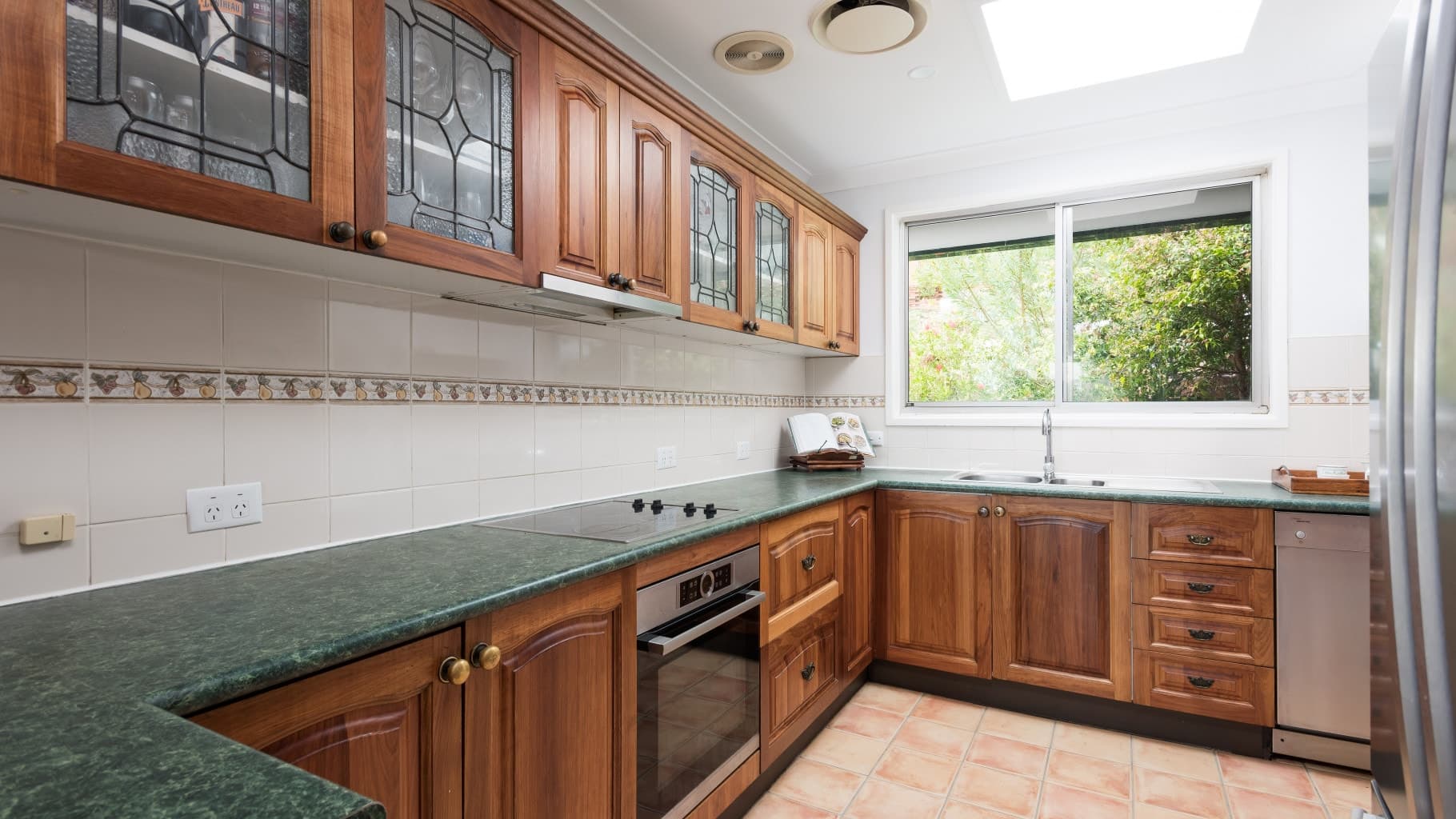 52 Buchanan Avenue, Bonnet Bay - Thumbnail 4