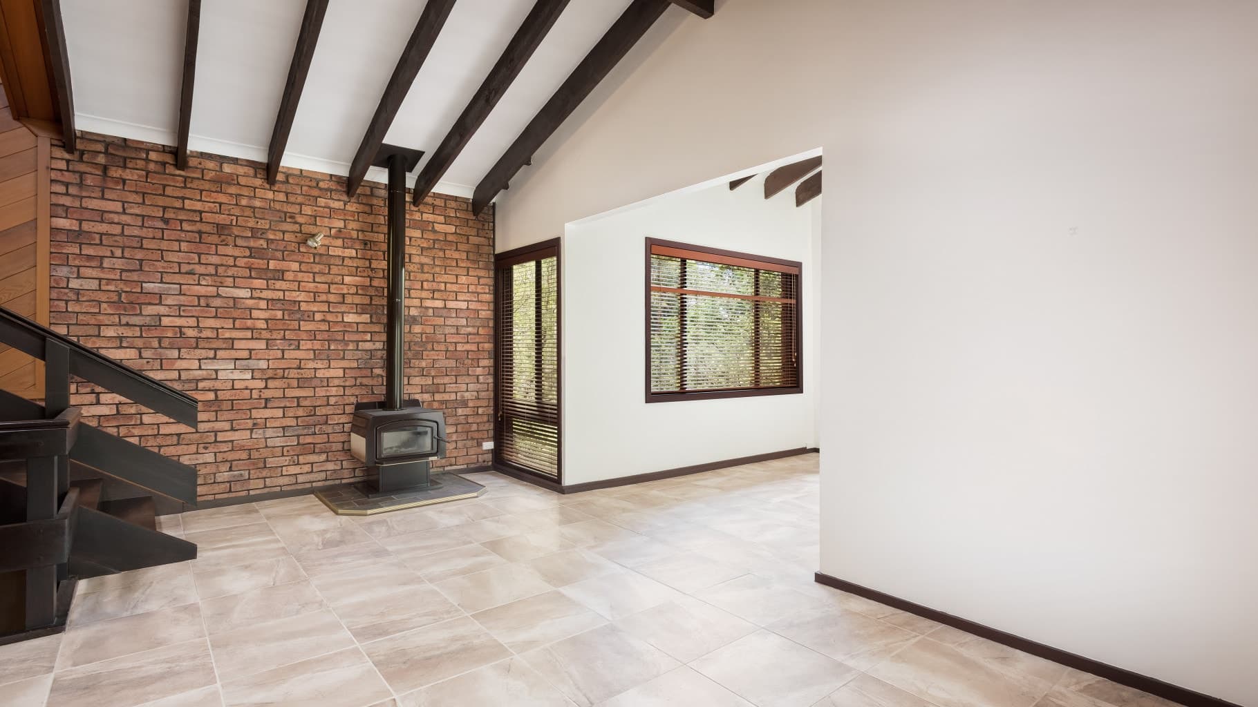 26 Geraldton Place, Yarrawarrah - Thumbnail 4