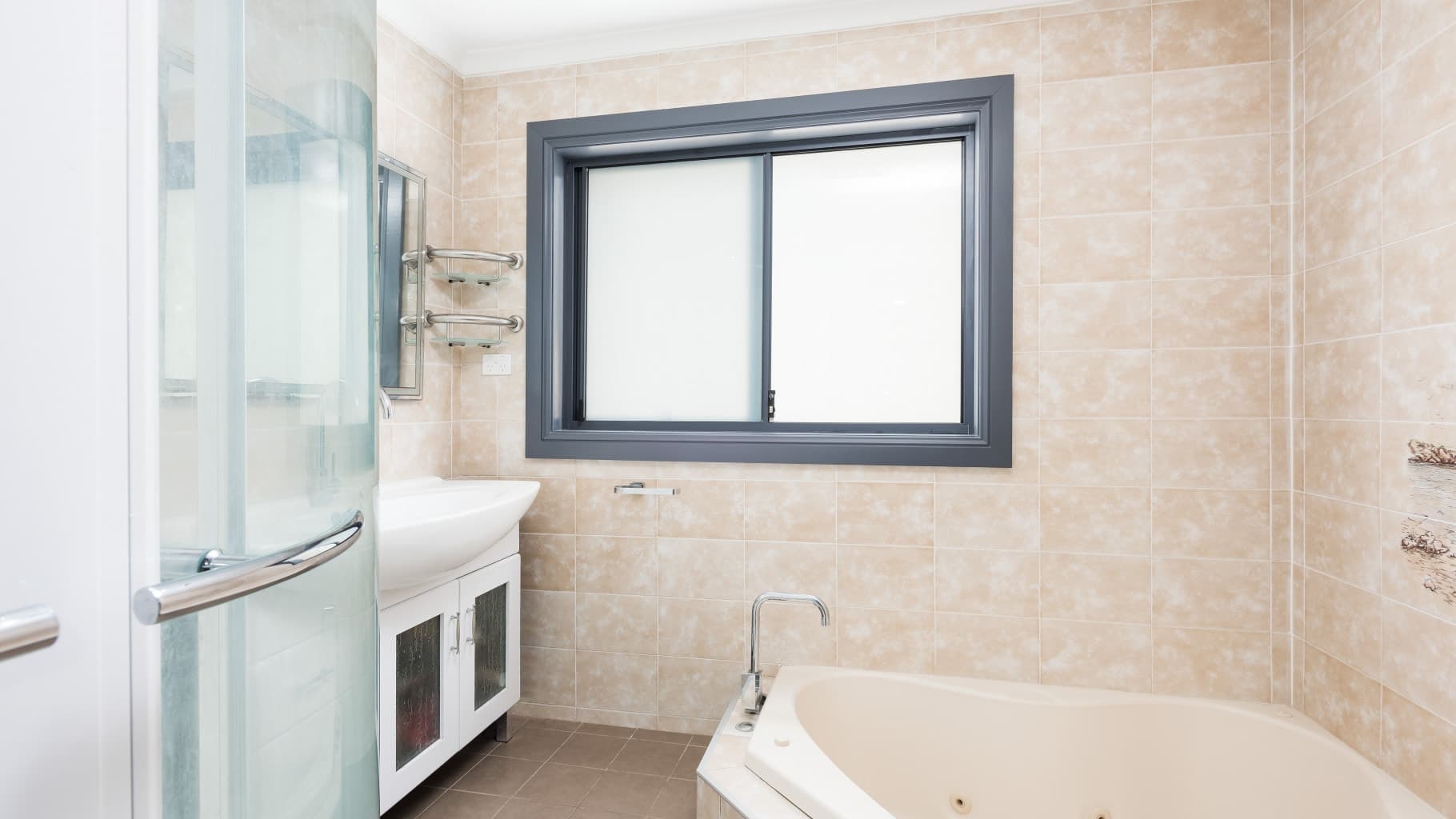 216 Oyster Bay Road, Jannali - Thumbnail 6