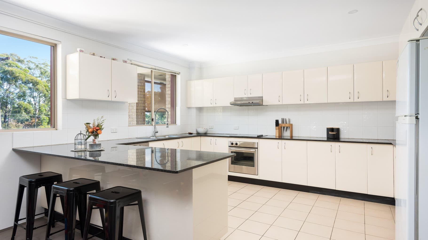 5/96 Railway Crescent, Jannali - Image 1