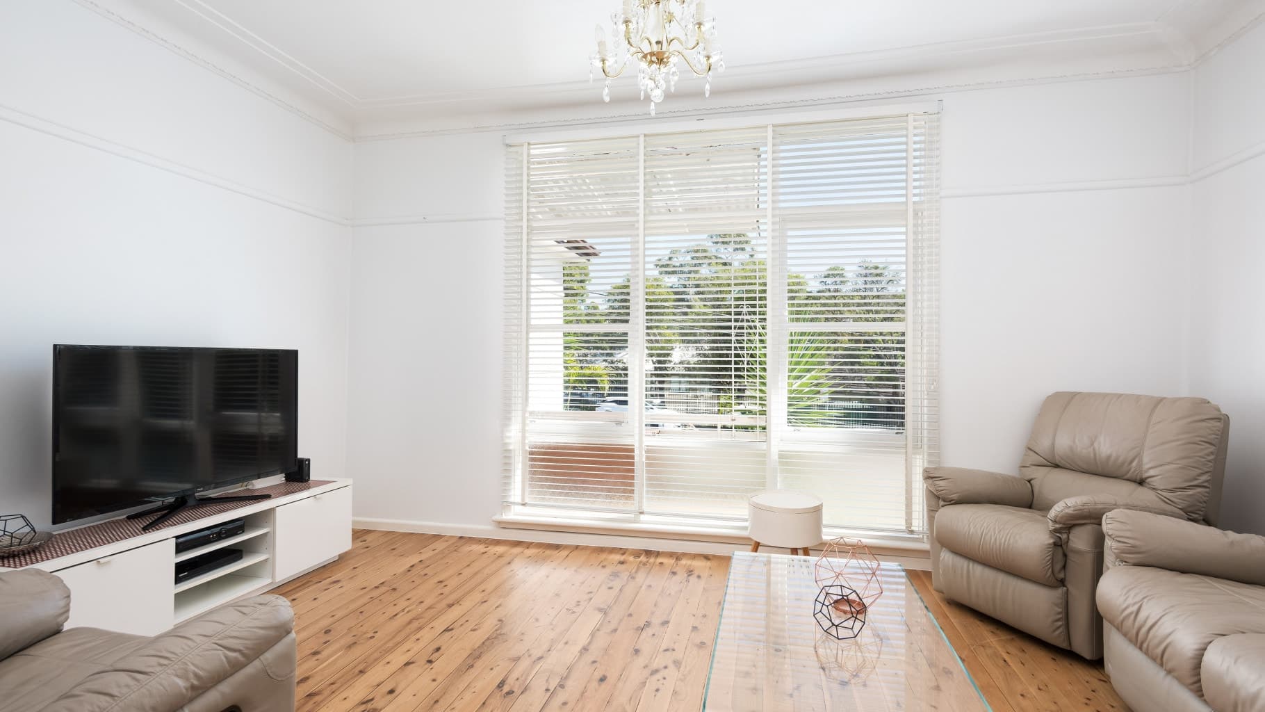 42 Phillip Street, Oyster Bay - Thumbnail 2