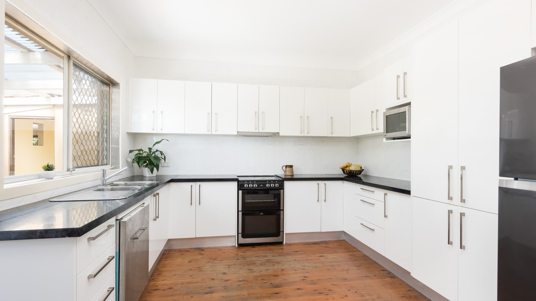 487 The Boulevarde, Kirrawee - Thumbnail 3