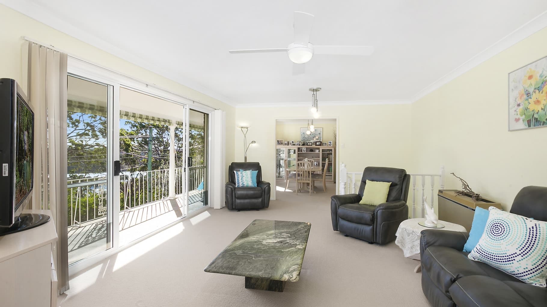 37 Lincoln Crescent, Bonnet Bay - Thumbnail 2