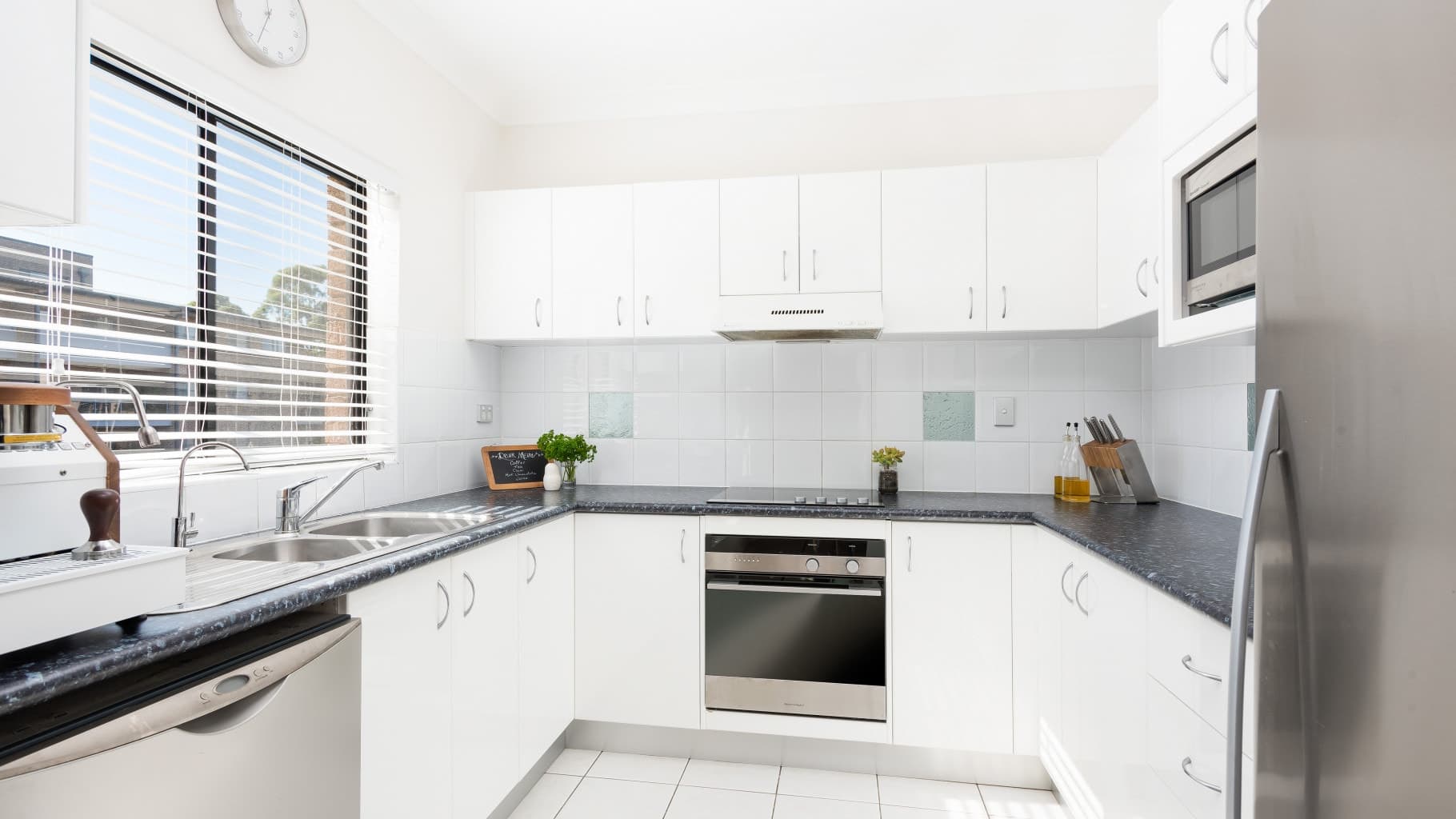 9/16-26 Park Street, Sutherland - Thumbnail 2