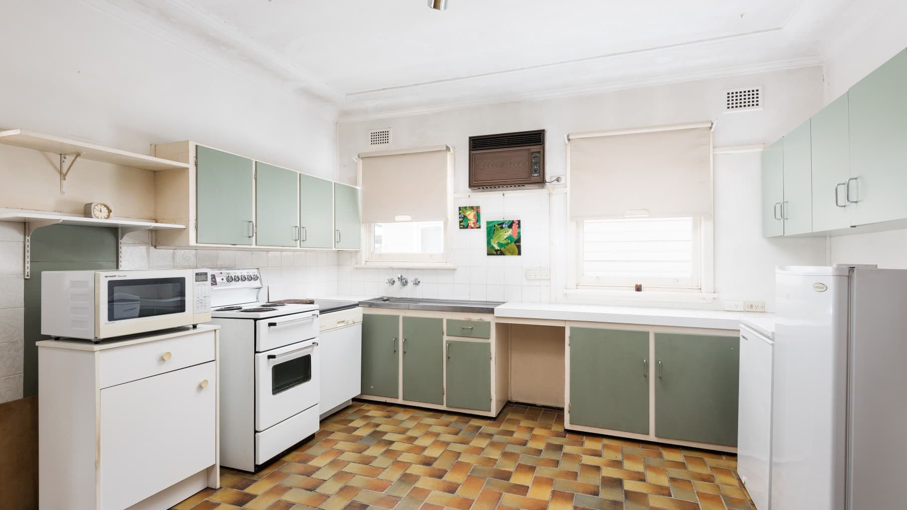 25 Sixth Avenue, Jannali - Thumbnail 3