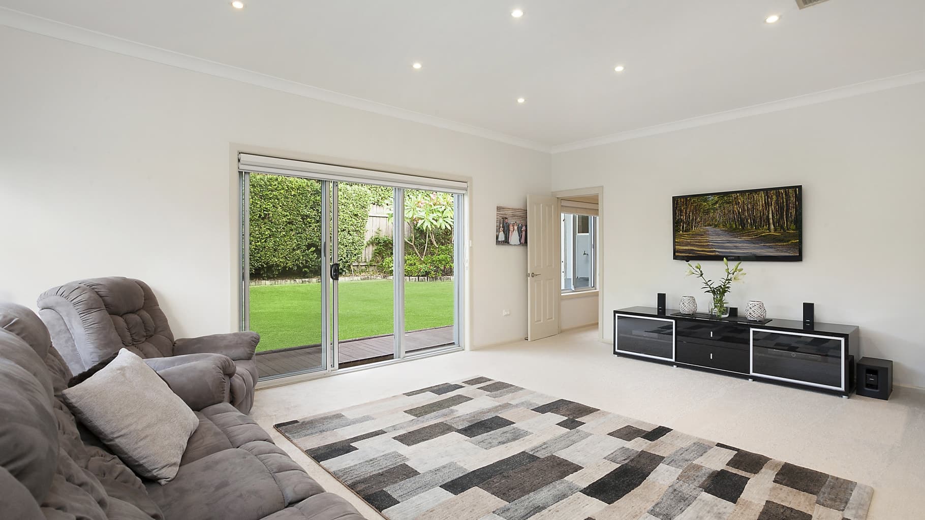 114B National Avenue, Loftus - Thumbnail 2