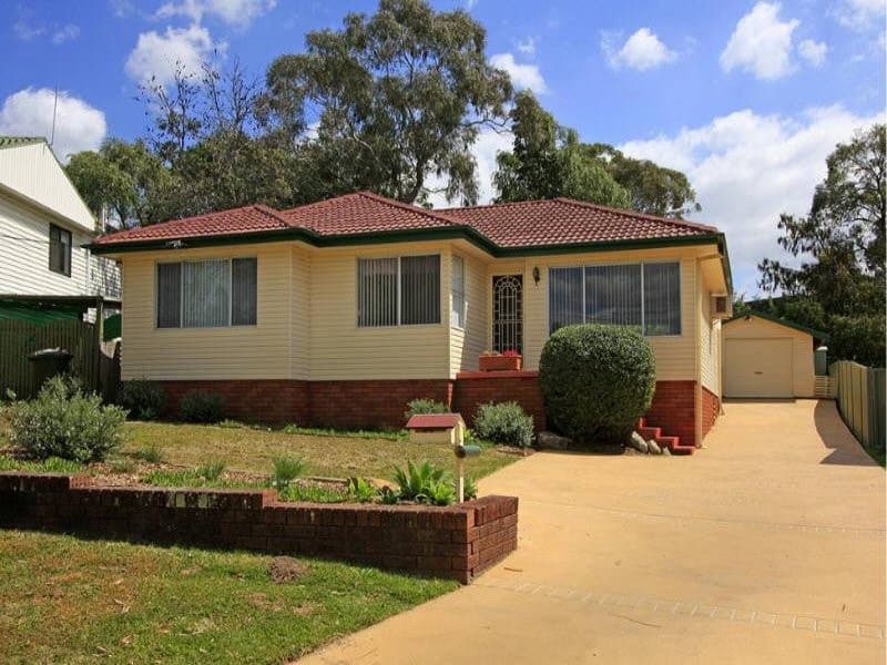 37 Browallia Crescent, Loftus - Image 1