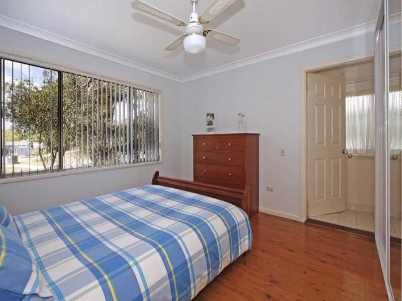 37 Browallia Crescent, Loftus - Thumbnail 5