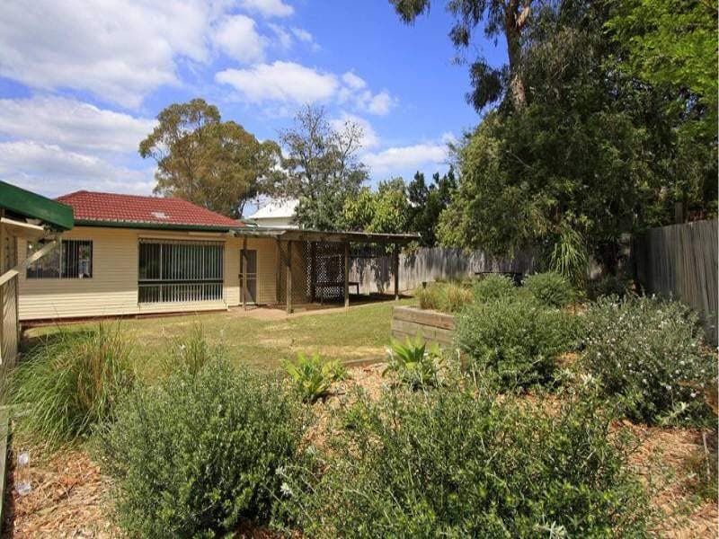 37 Browallia Crescent, Loftus - Thumbnail 8