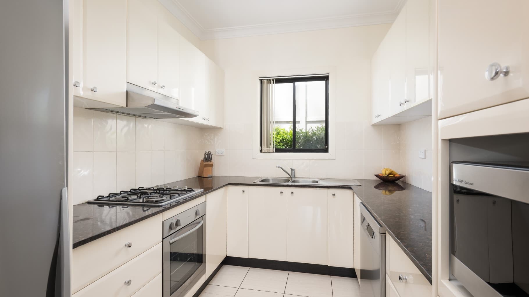 8/17-21 Clements Parade, Kirrawee - Thumbnail 2