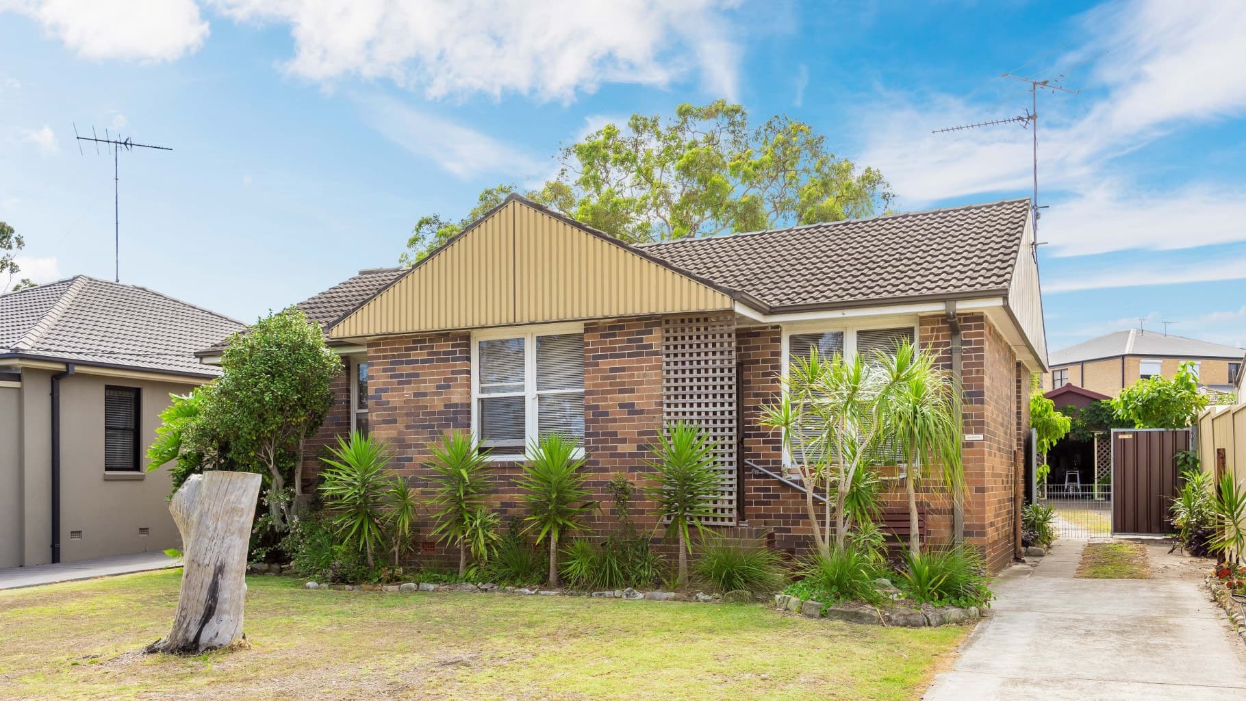 92 Macquarie Street, Chifley - Image 1