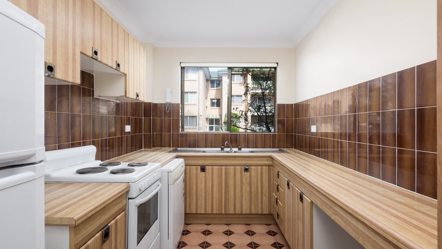 1/131-139 Oak Road, Kirrawee - Thumbnail 4