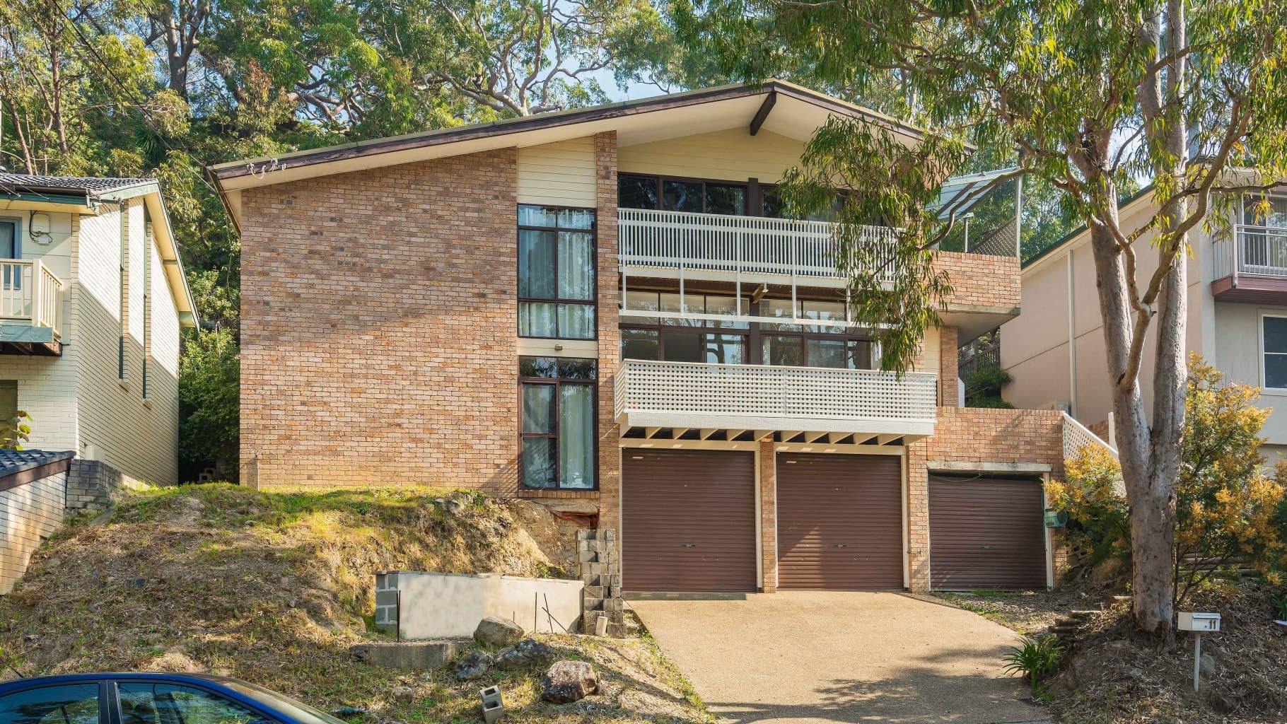 11 Garfield Avenue, Bonnet Bay - Image 1