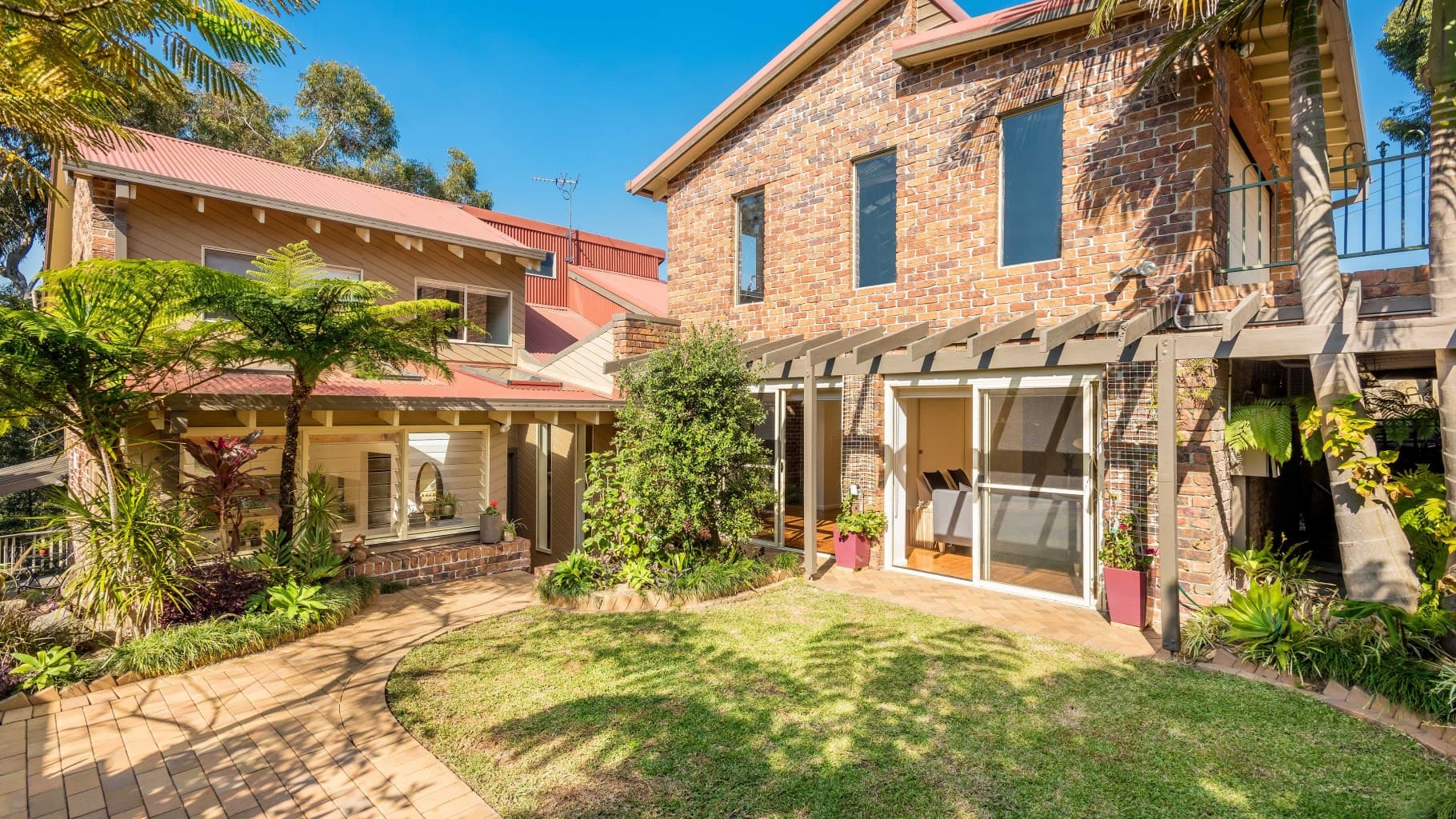 16 Tunbridge Place, Jannali - Image 1