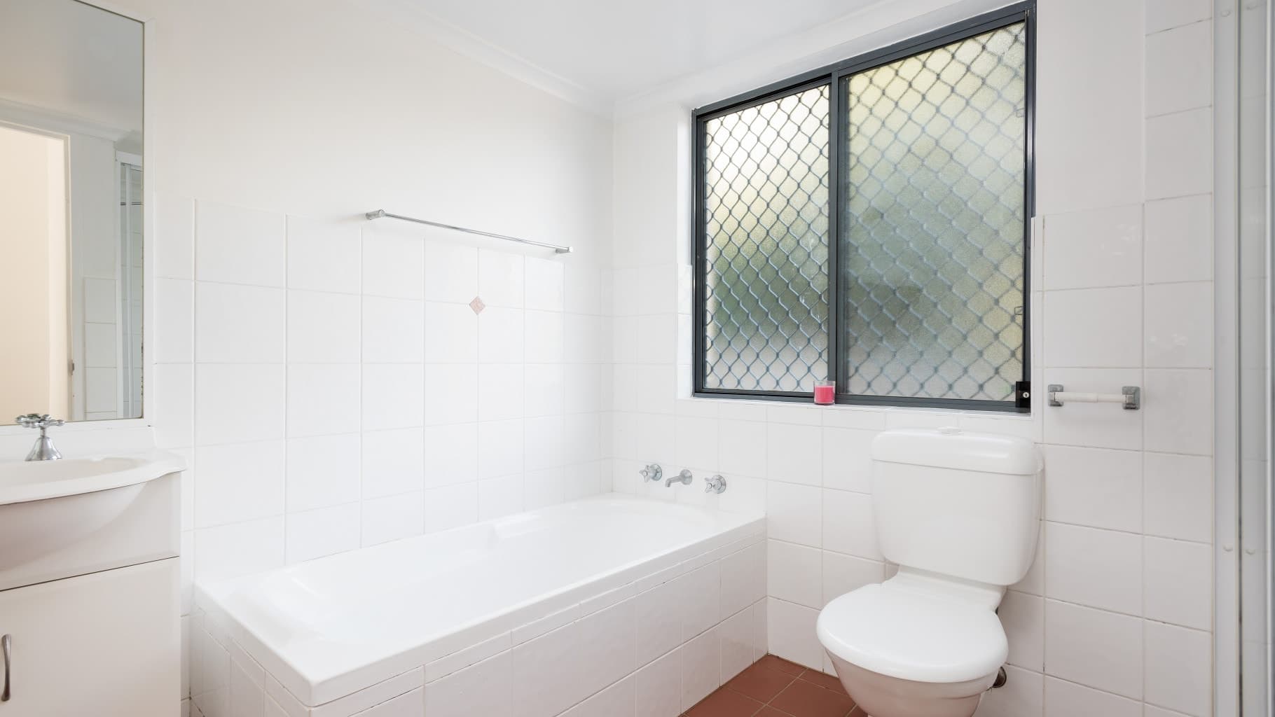Unit 34/50-56 Merton Street, Sutherland - Thumbnail 4