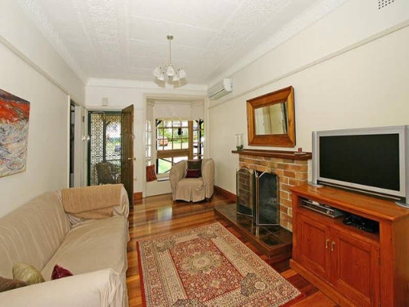 44 Eighth Avenue, Jannali - Thumbnail 3