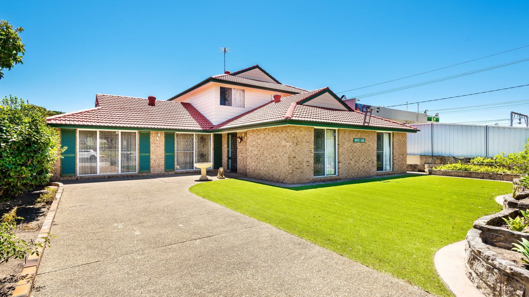 5 Tenth Avenue, Loftus - Image 1