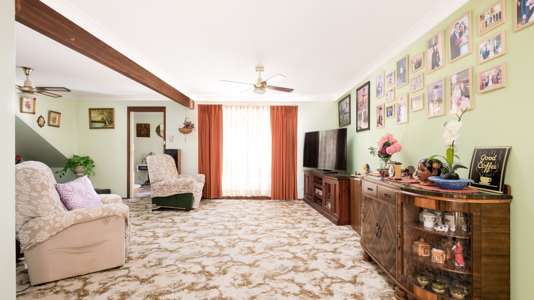 5 Tenth Avenue, Loftus - Thumbnail 2