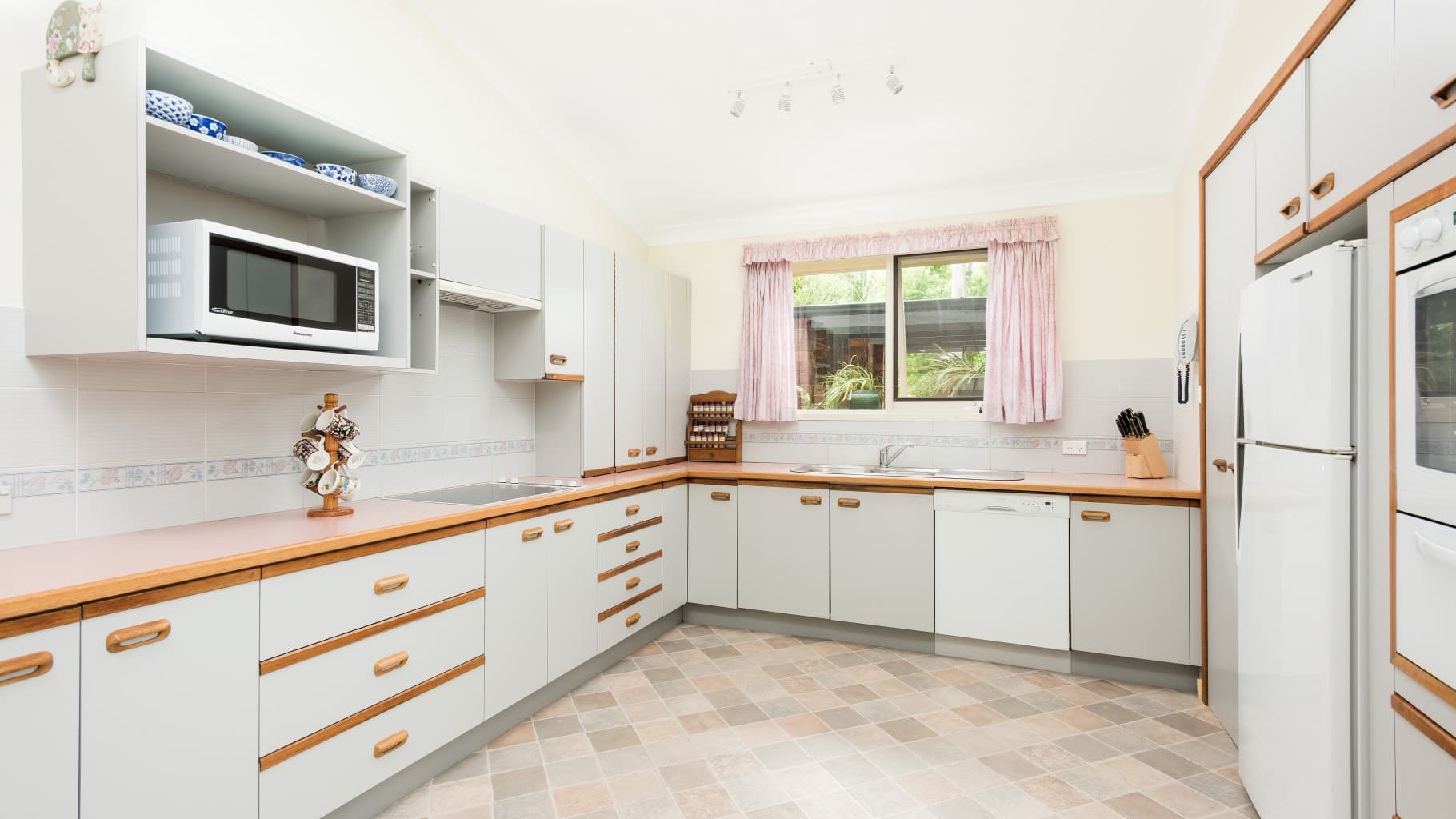 7 Jefferson Crescent, Bonnet Bay - Thumbnail 3